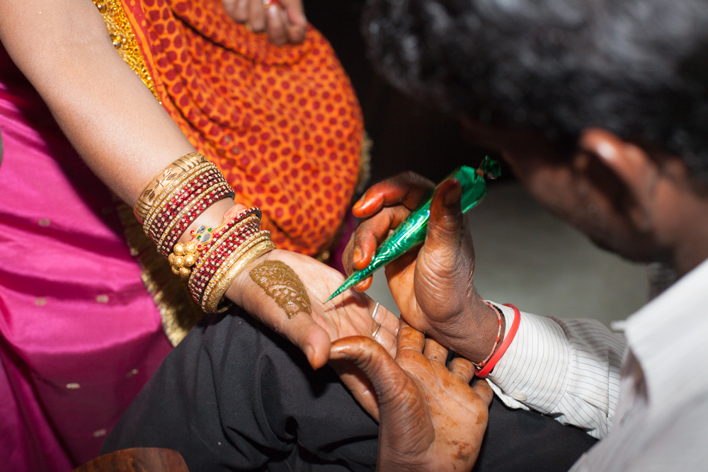 Ritual of Henna, Mehndi, Mehndi-Ritual, Henna-Abend, Henna-Bemalung, Wedding India, Indien Reisefotografie Travel, indische Hochzeit, Zeremonie