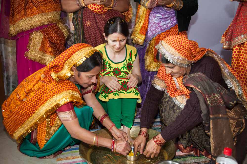 Indien Hochzeit wedding Turmeric Bath