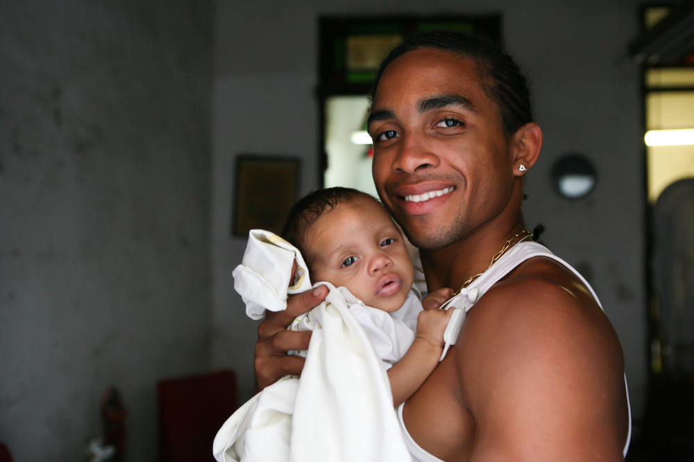 Kuba Havanna Habana Fotograf people Baby Vater-1