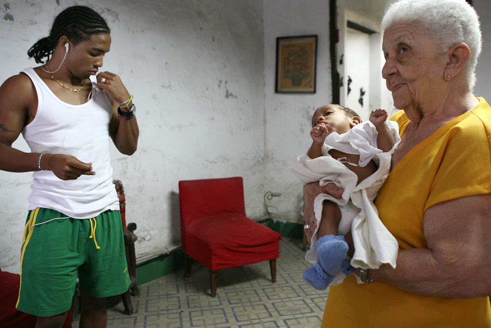 Kuba Havanna Habana Fotograf people Familie Baby Oma-3