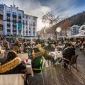St Moritz Engadin Schweiz Jet Set Winter Cafe Alpen Wintersonne Champagner